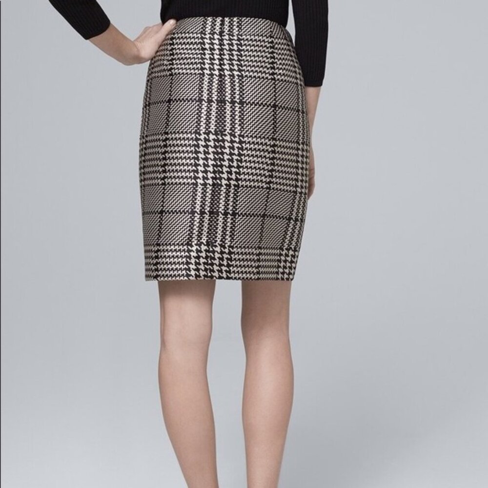 WHITE HOUSE BLACK MARKET Houndstooth Pencil Knee Black and White Skirt size 0 - Picture 2 of 5